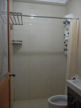Tancor 3 Residential Suites Cebu Zewnętrze zdjęcie
